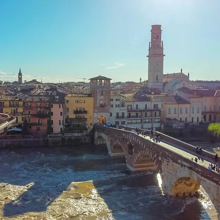 Residenza Veronica A Ponte Pietra Appartement Vérone